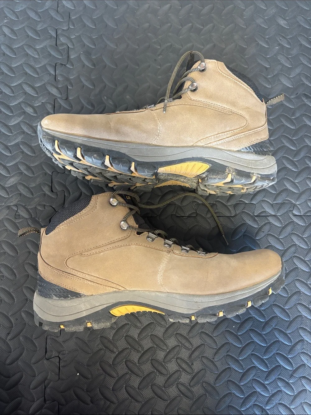 Goodyear Ontario Walnut Hiking Boots Mens 13 Tan Mid Top Work Boot GY204677